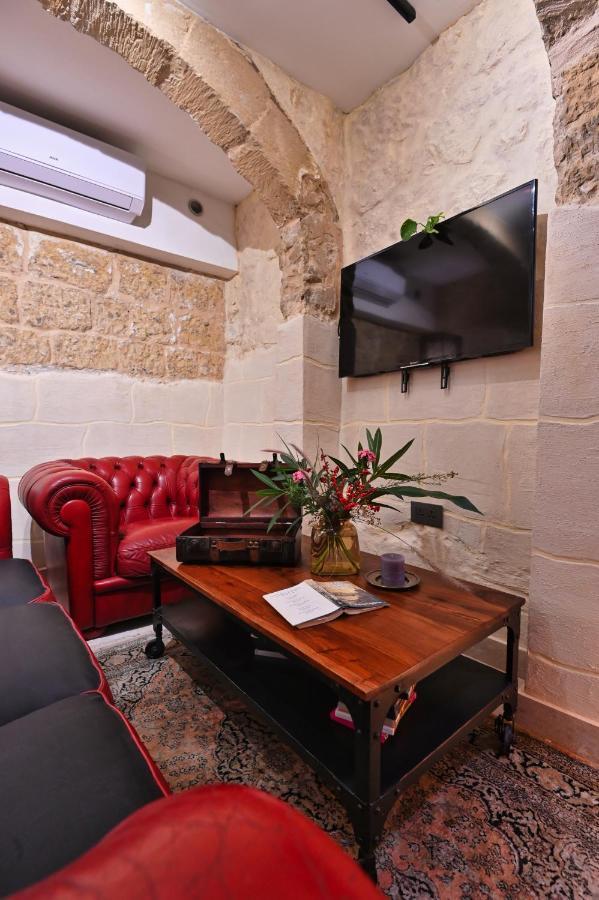 Il-Kastell - Not Only For Royals Hotel Victoria Luaran gambar